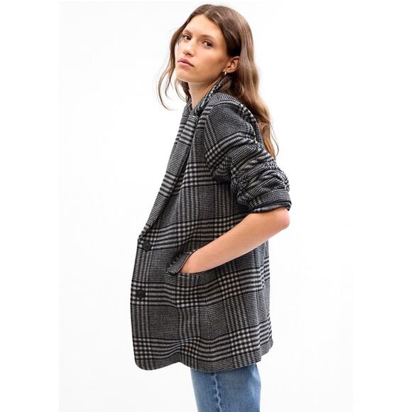 GAP Jackets & Blazers - GAP Plaid wool blend blazer size XS  MSRP: $168